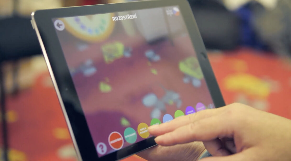 Objevte naší aplikaci EDA PLAY pro trénink zraku a jemné motoriky.