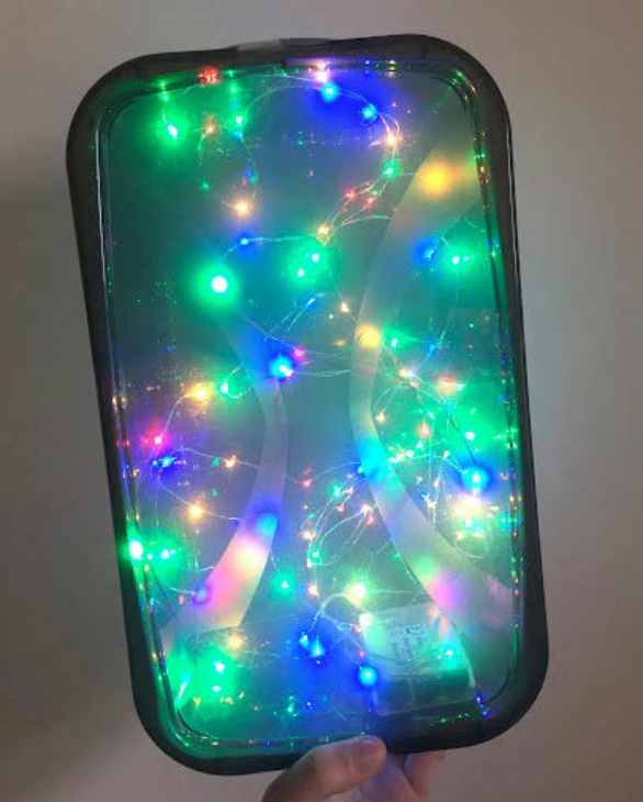 Svítící květináč a ohňostroj v krabici2